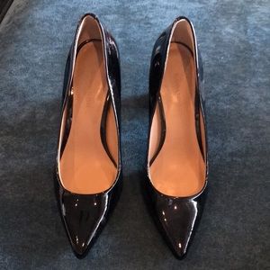 Banana Republic Black Patton 6M Heels